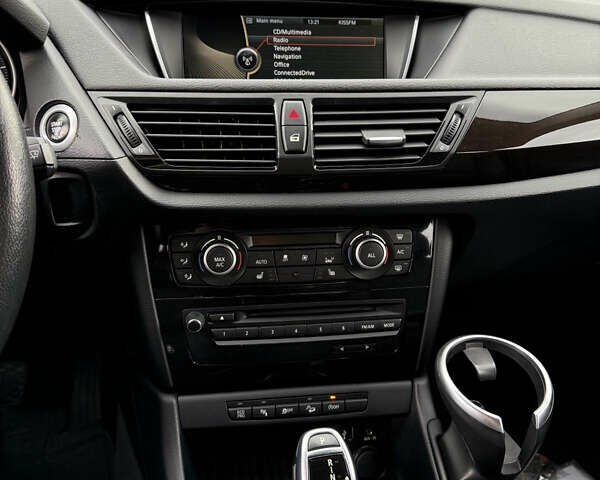 Белый БМВ Х1, объемом двигателя 2 л и пробегом 246 тыс. км за 12000 $, фото 19 на Automoto.ua