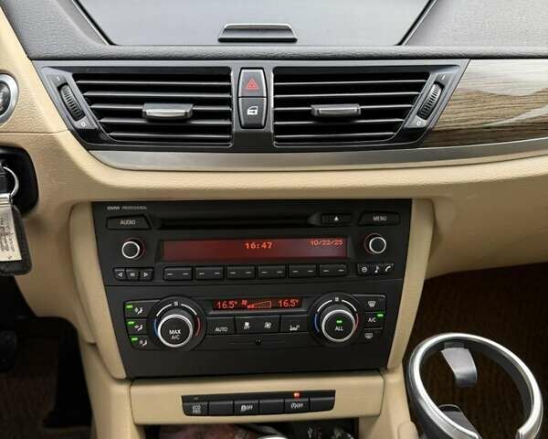 Белый БМВ Х1, объемом двигателя 2 л и пробегом 140 тыс. км за 11900 $, фото 20 на Automoto.ua