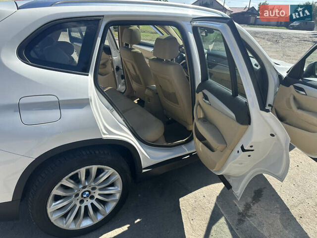 Білий БМВ Х1, об'ємом двигуна 2 л та пробігом 274 тис. км за 12500 $, фото 12 на Automoto.ua