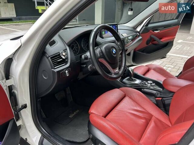 Білий БМВ Х1, об'ємом двигуна 2 л та пробігом 92 тис. км за 14500 $, фото 18 на Automoto.ua