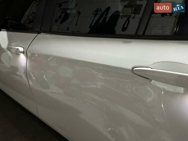 Белый БМВ Х1, объемом двигателя 2 л и пробегом 148 тыс. км за 13500 $, фото 11 на Automoto.ua