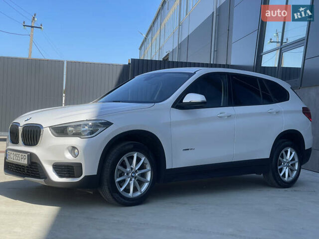 Белый БМВ Х1, объемом двигателя 2 л и пробегом 242 тыс. км за 16500 $, фото 5 на Automoto.ua