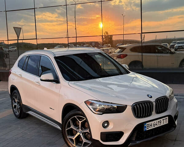 Белый БМВ Х1, объемом двигателя 2 л и пробегом 150 тыс. км за 16800 $, фото 3 на Automoto.ua