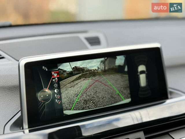 БМВ Х1 2015 в Ивано-Франковске на Automoto.ua Белый БМВ Х1, объемом двигателя 2 л и пробегом 214 тыс. км за 14550 $, фото 10 на Automoto.ua