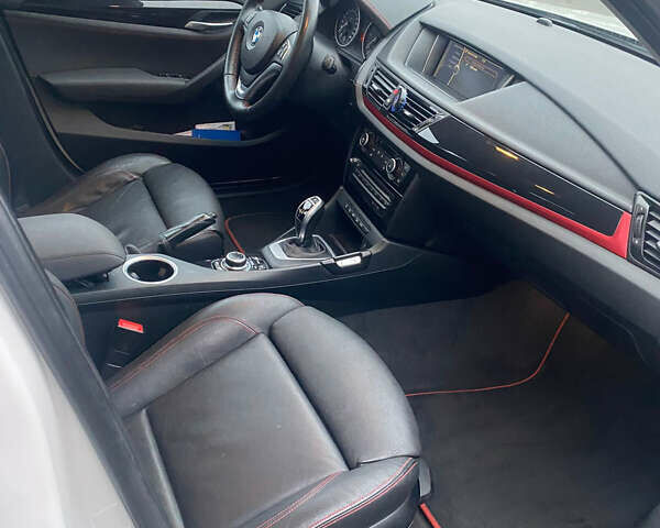 Белый БМВ Х1, объемом двигателя 2 л и пробегом 180 тыс. км за 15066 $, фото 7 на Automoto.ua