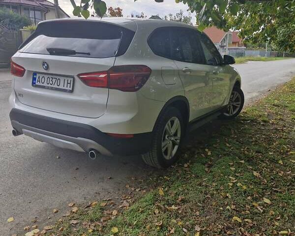 Белый БМВ Х1, объемом двигателя 2 л и пробегом 236 тыс. км за 17000 $, фото 6 на Automoto.ua