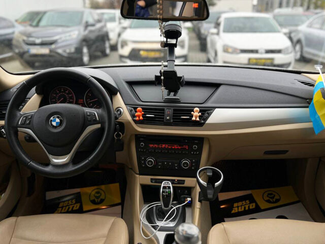 Белый БМВ Х1, объемом двигателя 2 л и пробегом 97 тыс. км за 15000 $, фото 13 на Automoto.ua