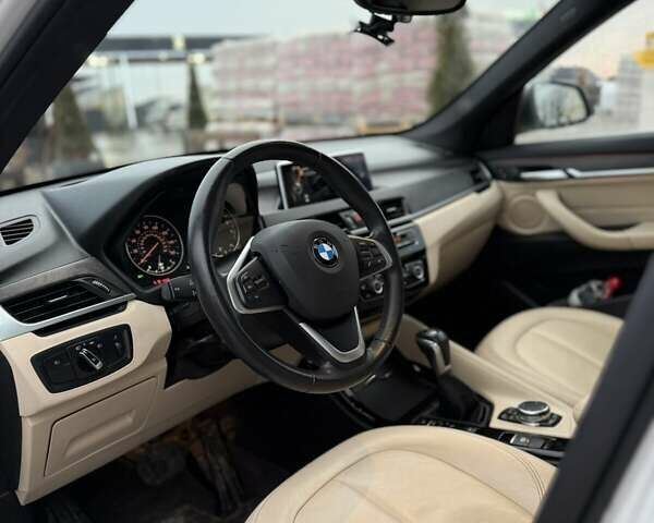 Белый БМВ Х1, объемом двигателя 2 л и пробегом 110 тыс. км за 19800 $, фото 16 на Automoto.ua