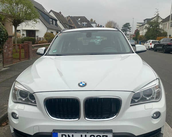 Белый БМВ Х1, объемом двигателя 2 л и пробегом 180 тыс. км за 15066 $, фото 5 на Automoto.ua