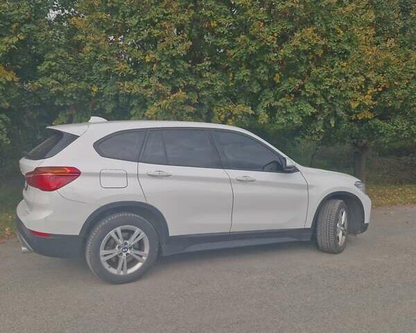 Белый БМВ Х1, объемом двигателя 2 л и пробегом 236 тыс. км за 17000 $, фото 5 на Automoto.ua