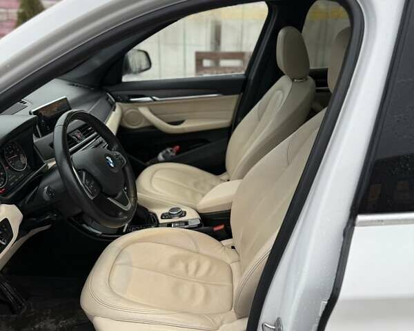 Белый БМВ Х1, объемом двигателя 2 л и пробегом 110 тыс. км за 19800 $, фото 21 на Automoto.ua