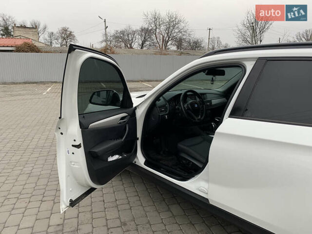 Білий БМВ Х1, об'ємом двигуна 2 л та пробігом 106 тис. км за 12700 $, фото 89 на Automoto.ua