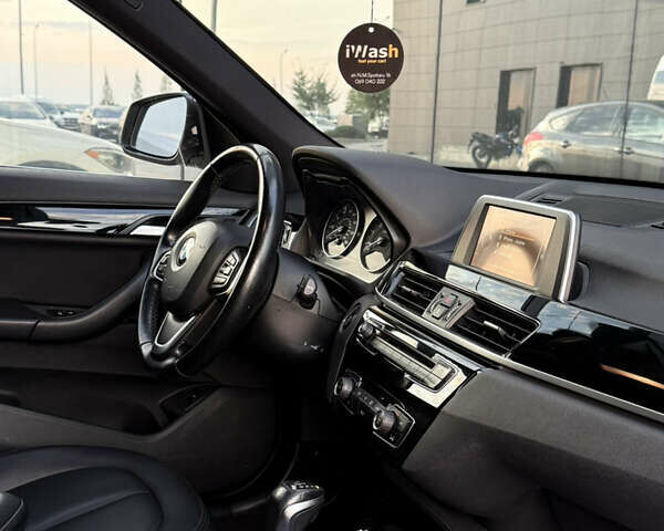 Белый БМВ Х1, объемом двигателя 2 л и пробегом 150 тыс. км за 16800 $, фото 9 на Automoto.ua