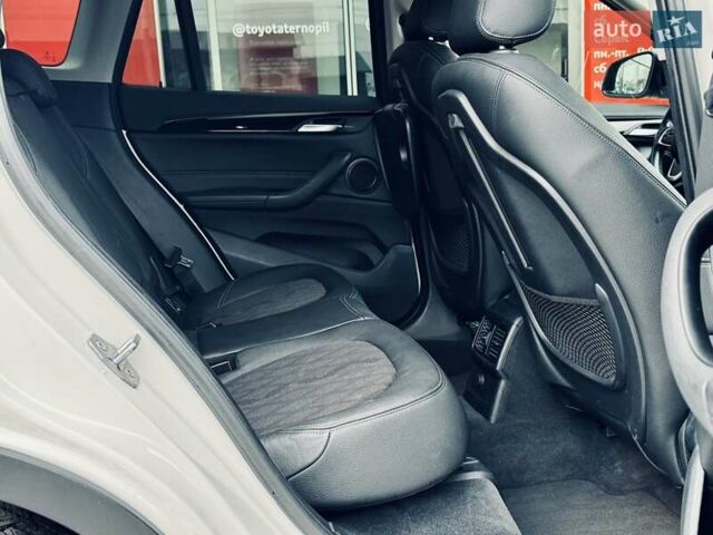 Белый БМВ Х1, объемом двигателя 2 л и пробегом 225 тыс. км за 20000 $, фото 6 на Automoto.ua