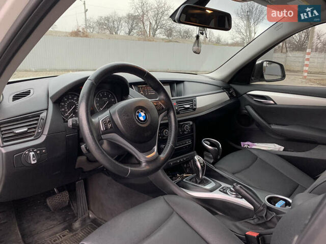 Білий БМВ Х1, об'ємом двигуна 2 л та пробігом 106 тис. км за 12700 $, фото 92 на Automoto.ua