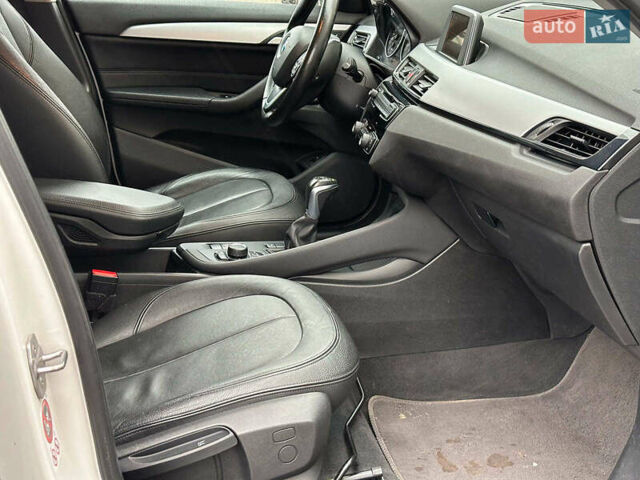 Белый БМВ Х1, объемом двигателя 2 л и пробегом 100 тыс. км за 20440 $, фото 18 на Automoto.ua