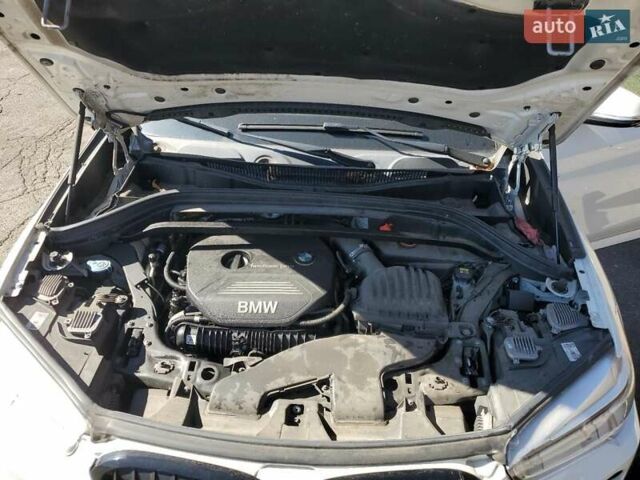 Білий БМВ Х1, об'ємом двигуна 2 л та пробігом 87 тис. км за 2700 $, фото 11 на Automoto.ua