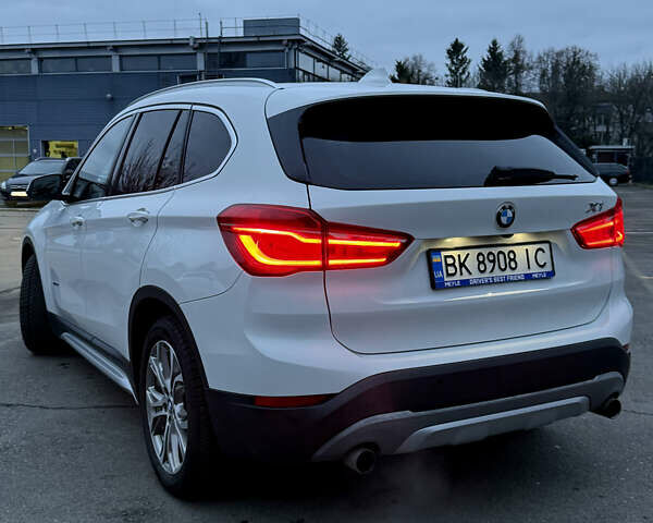 Білий БМВ Х1, об'ємом двигуна 2 л та пробігом 149 тис. км за 17500 $, фото 14 на Automoto.ua