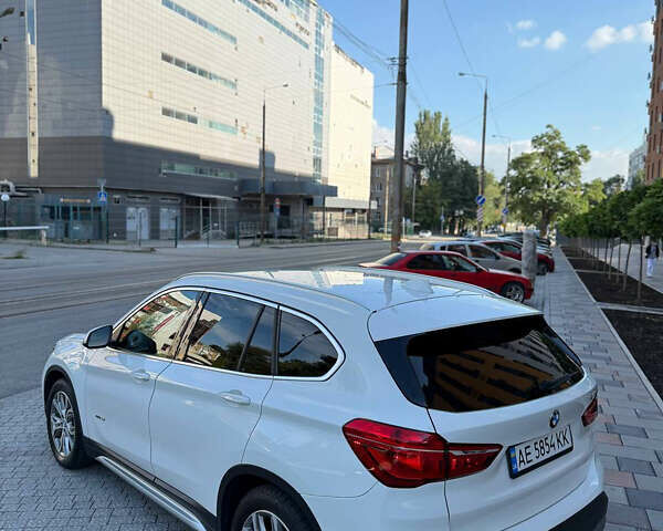 Білий БМВ Х1, об'ємом двигуна 2 л та пробігом 245 тис. км за 16600 $, фото 5 на Automoto.ua