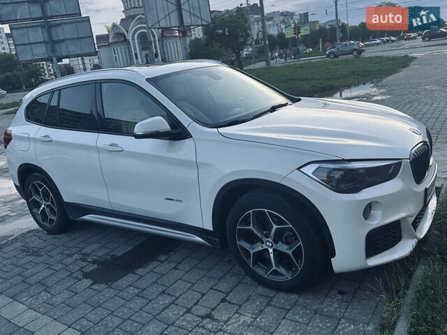 Білий БМВ Х1, об'ємом двигуна 2 л та пробігом 160 тис. км за 19500 $, фото 4 на Automoto.ua