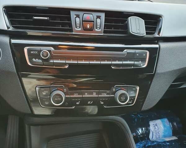 Белый БМВ Х1, объемом двигателя 2 л и пробегом 260 тыс. км за 15300 $, фото 20 на Automoto.ua