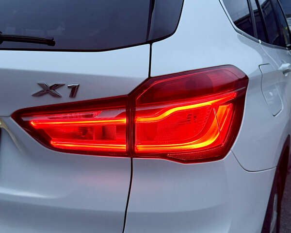 Білий БМВ Х1, об'ємом двигуна 2 л та пробігом 149 тис. км за 17500 $, фото 9 на Automoto.ua