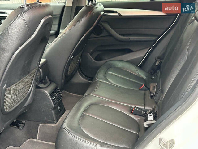 Белый БМВ Х1, объемом двигателя 2 л и пробегом 100 тыс. км за 20440 $, фото 11 на Automoto.ua