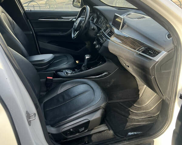 Белый БМВ Х1, объемом двигателя 2 л и пробегом 158 тыс. км за 14899 $, фото 6 на Automoto.ua