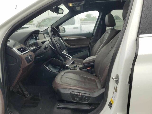 Білий БМВ Х1, об'ємом двигуна 2 л та пробігом 79 тис. км за 3200 $, фото 6 на Automoto.ua