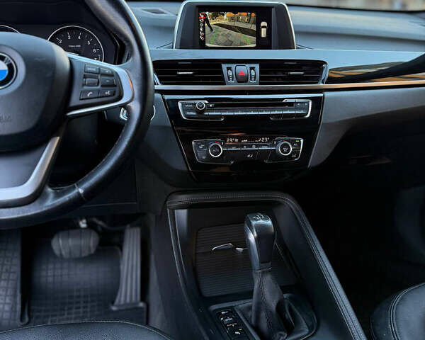 Білий БМВ Х1, об'ємом двигуна 2 л та пробігом 245 тис. км за 16600 $, фото 11 на Automoto.ua