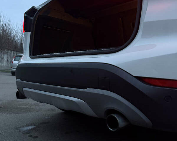 Білий БМВ Х1, об'ємом двигуна 2 л та пробігом 149 тис. км за 17500 $, фото 34 на Automoto.ua