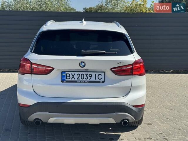 Білий БМВ Х1, об'ємом двигуна 2 л та пробігом 147 тис. км за 18700 $, фото 2 на Automoto.ua