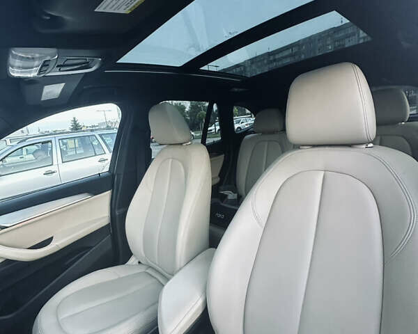 Білий БМВ Х1, об'ємом двигуна 2 л та пробігом 160 тис. км за 19500 $, фото 6 на Automoto.ua