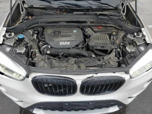 Білий БМВ Х1, об'ємом двигуна 2 л та пробігом 79 тис. км за 3200 $, фото 10 на Automoto.ua