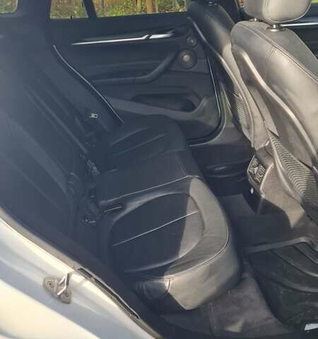 Білий БМВ Х1, об'ємом двигуна 2 л та пробігом 156 тис. км за 14999 $, фото 3 на Automoto.ua