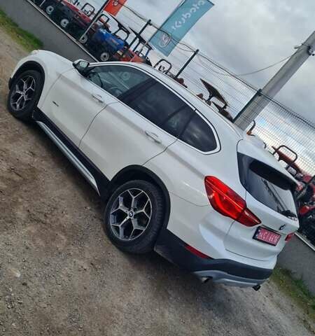 Білий БМВ Х1, об'ємом двигуна 2 л та пробігом 156 тис. км за 14999 $, фото 9 на Automoto.ua