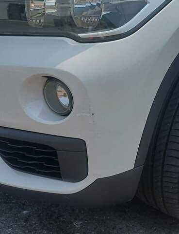 Белый БМВ Х1, объемом двигателя 2 л и пробегом 260 тыс. км за 15300 $, фото 10 на Automoto.ua