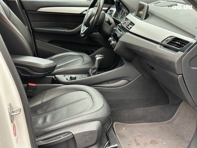 Белый БМВ Х1, объемом двигателя 2 л и пробегом 100 тыс. км за 20490 $, фото 18 на Automoto.ua