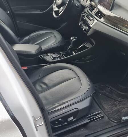 Белый БМВ Х1, объемом двигателя 2 л и пробегом 156 тыс. км за 14750 $, фото 13 на Automoto.ua