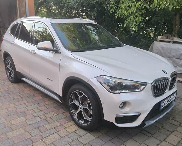 Білий БМВ Х1, об'ємом двигуна 2 л та пробігом 105 тис. км за 24800 $, фото 1 на Automoto.ua
