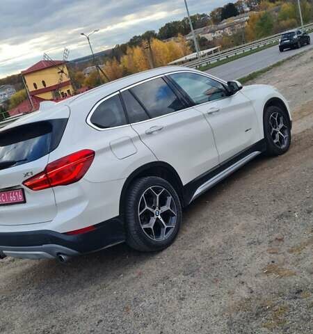 Білий БМВ Х1, об'ємом двигуна 2 л та пробігом 156 тис. км за 14999 $, фото 10 на Automoto.ua