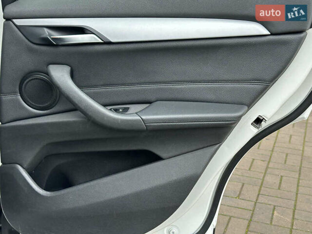 Белый БМВ Х1, объемом двигателя 2 л и пробегом 100 тыс. км за 20440 $, фото 14 на Automoto.ua