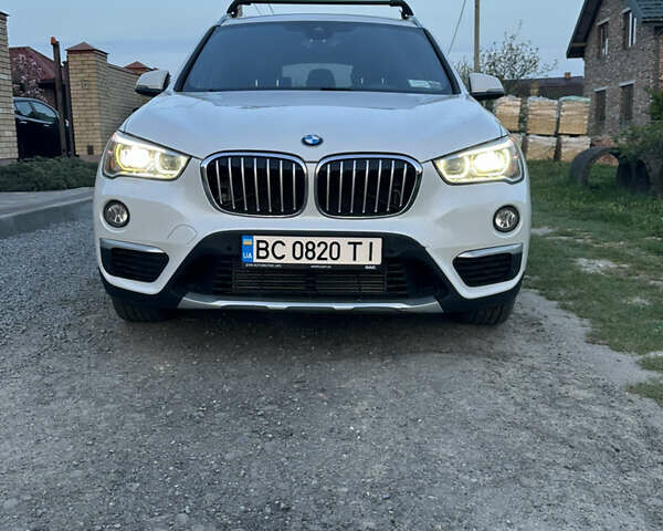 Белый БМВ Х1, объемом двигателя 2 л и пробегом 385 тыс. км за 13308 $, фото 19 на Automoto.ua