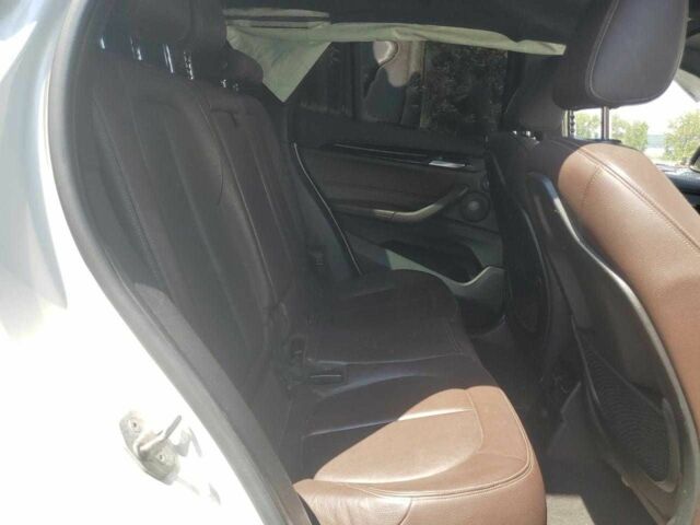 Белый БМВ Х1, объемом двигателя 2 л и пробегом 172 тыс. км за 10300 $, фото 10 на Automoto.ua