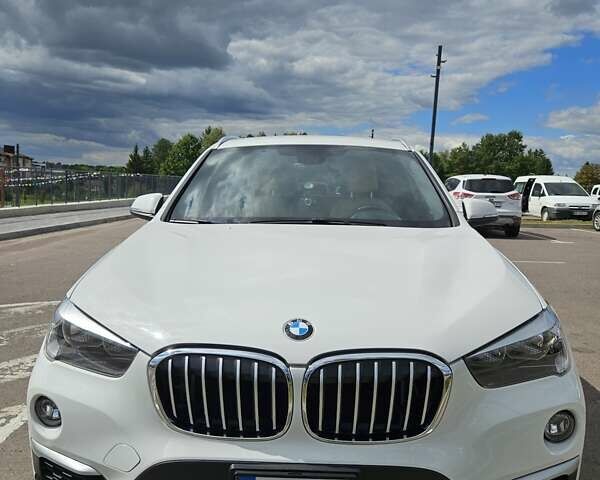 Белый БМВ Х1, объемом двигателя 2 л и пробегом 106 тыс. км за 22200 $, фото 4 на Automoto.ua