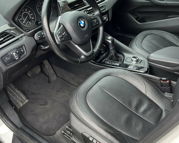 Белый БМВ Х1, объемом двигателя 2 л и пробегом 202 тыс. км за 16800 $, фото 12 на Automoto.ua