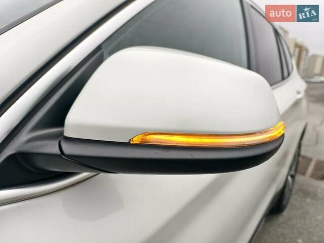 Белый БМВ Х1, объемом двигателя 2 л и пробегом 228 тыс. км за 17999 $, фото 7 на Automoto.ua