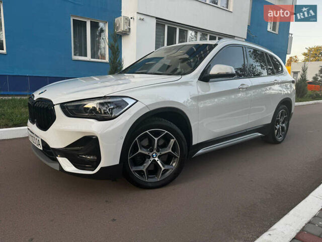 Белый БМВ Х1, объемом двигателя 2 л и пробегом 117 тыс. км за 20000 $, фото 2 на Automoto.ua