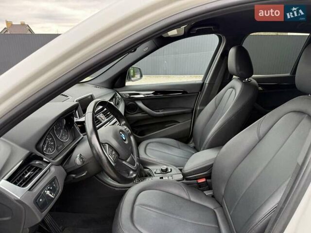 Белый БМВ Х1, объемом двигателя 2 л и пробегом 157 тыс. км за 16700 $, фото 14 на Automoto.ua