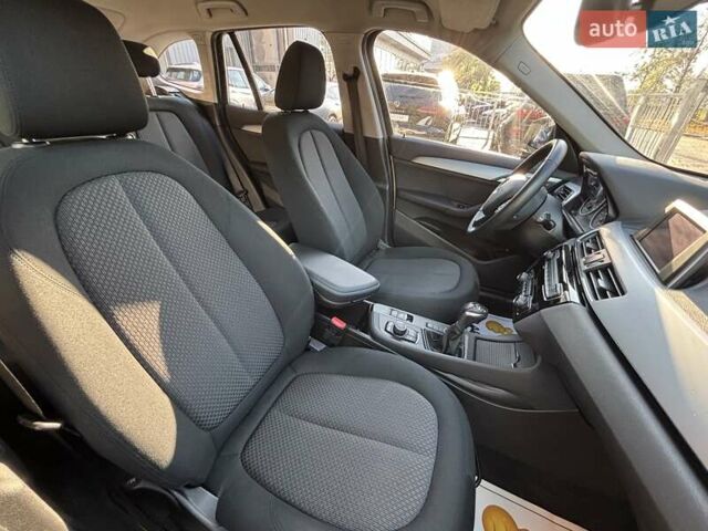 Білий БМВ Х1, об'ємом двигуна 2 л та пробігом 84 тис. км за 22900 $, фото 32 на Automoto.ua